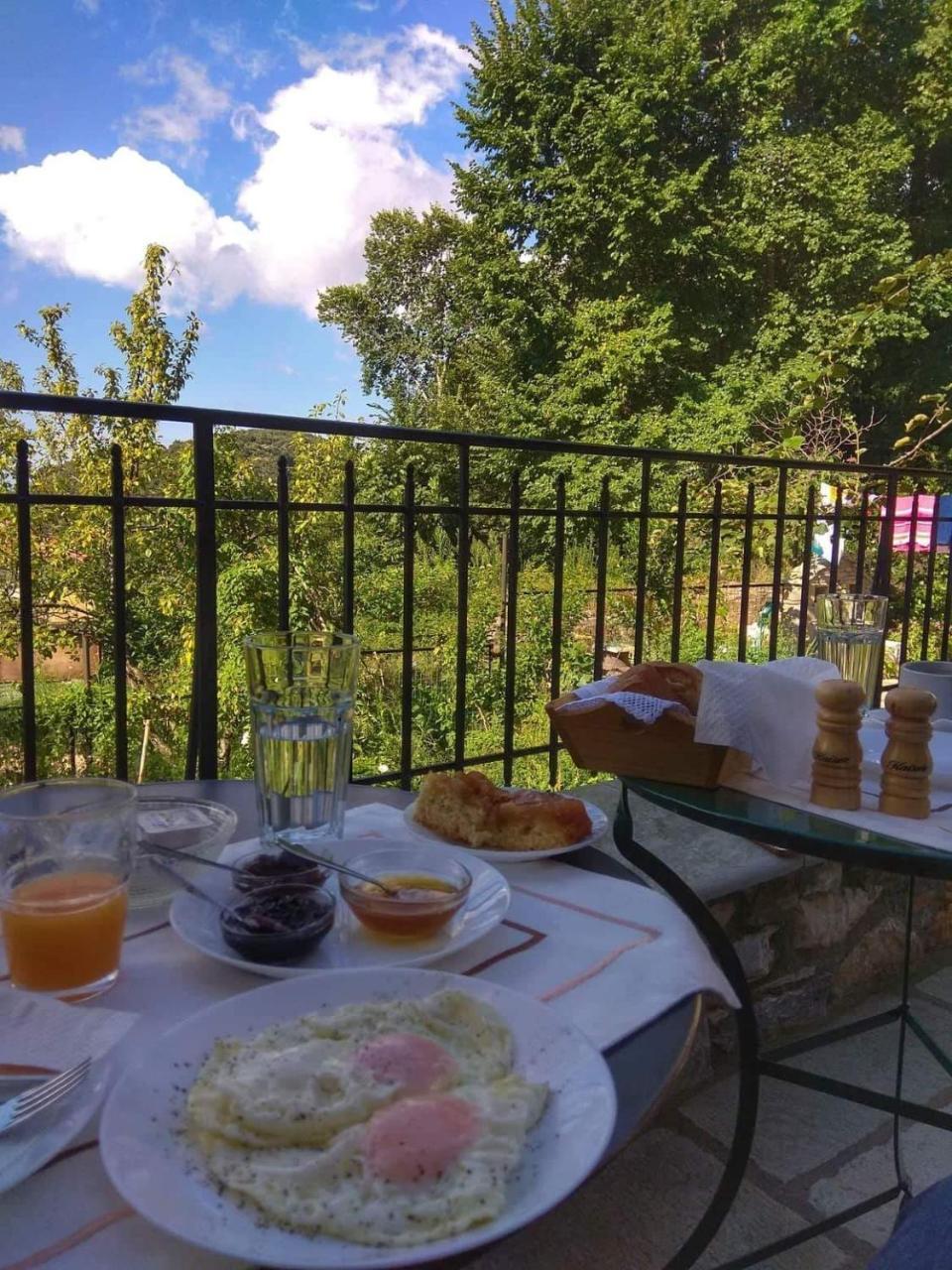 Sabouko Guest House Vizítsa Eksteriør billede